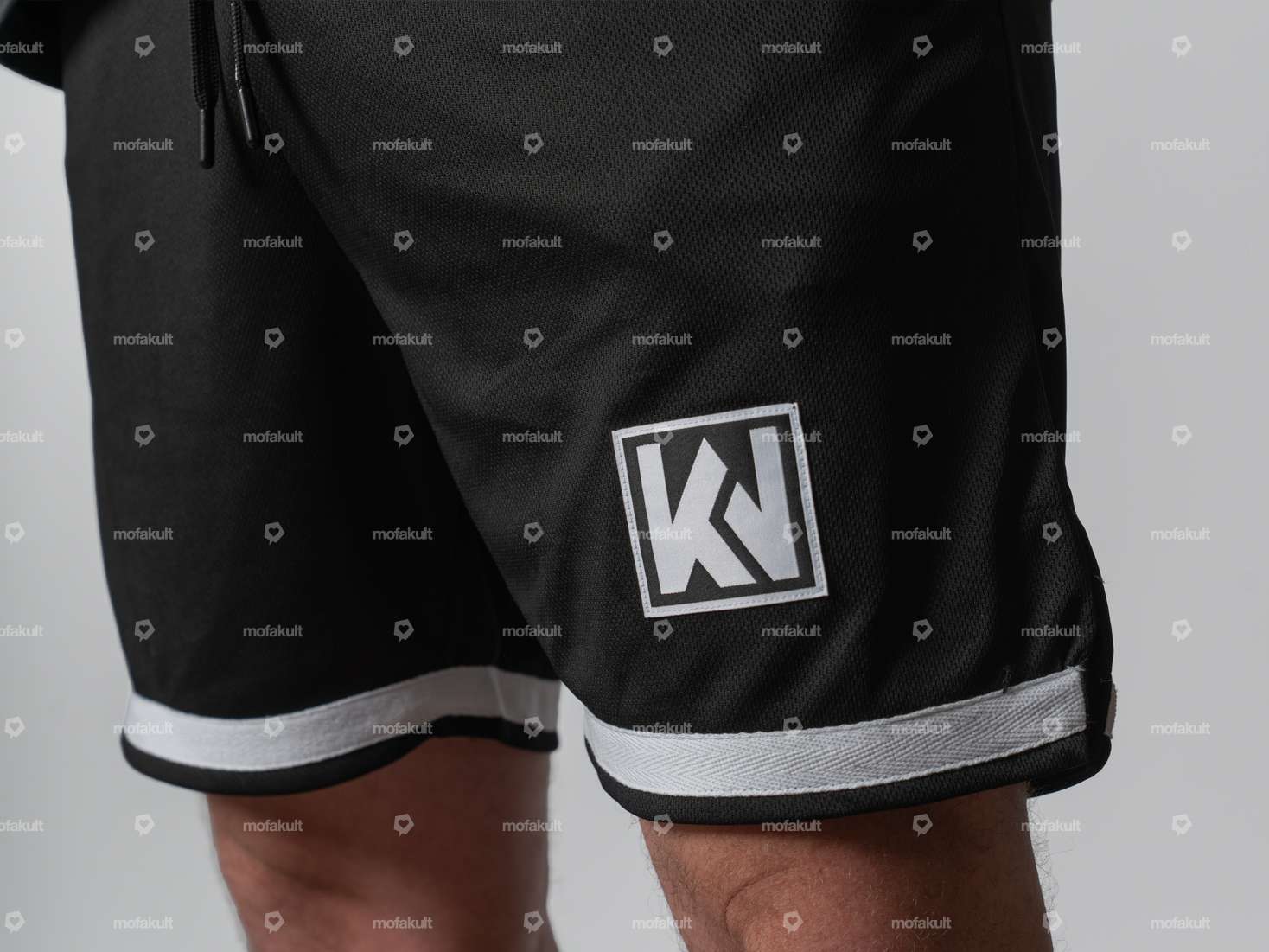 KULTWEAR Short "Crew" Mesh noir / blanc Carousel Image 3