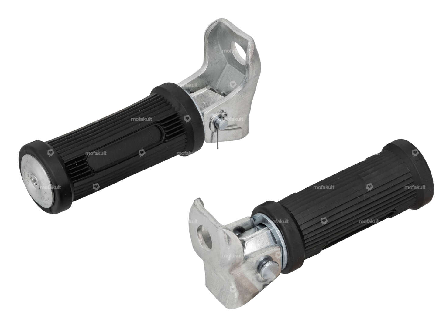 Footrests can be folded in round (fastening downwards) Carousel Image 1