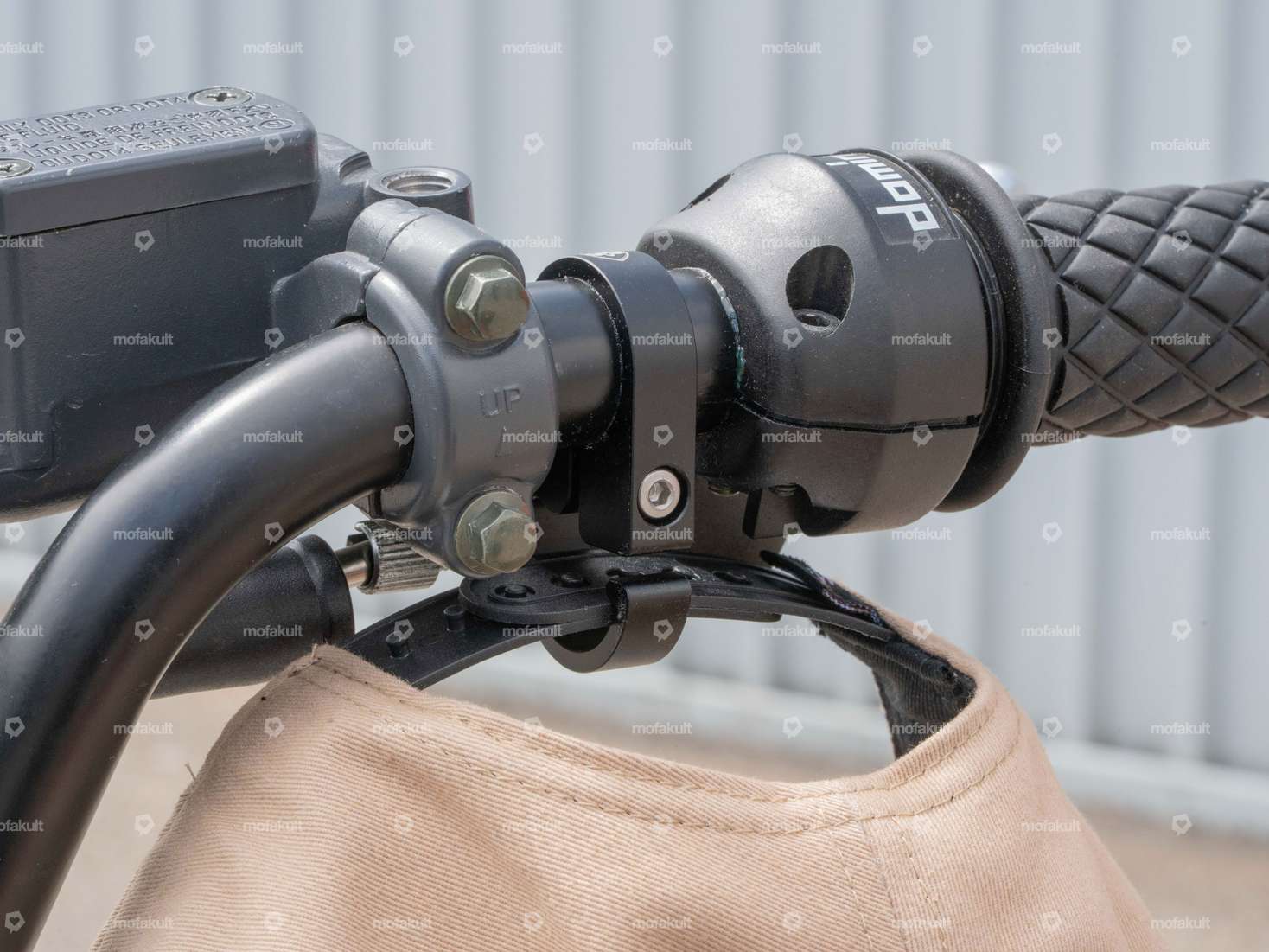 66HEROES Cap Holder Aluminum Chrome Carousel Image 4