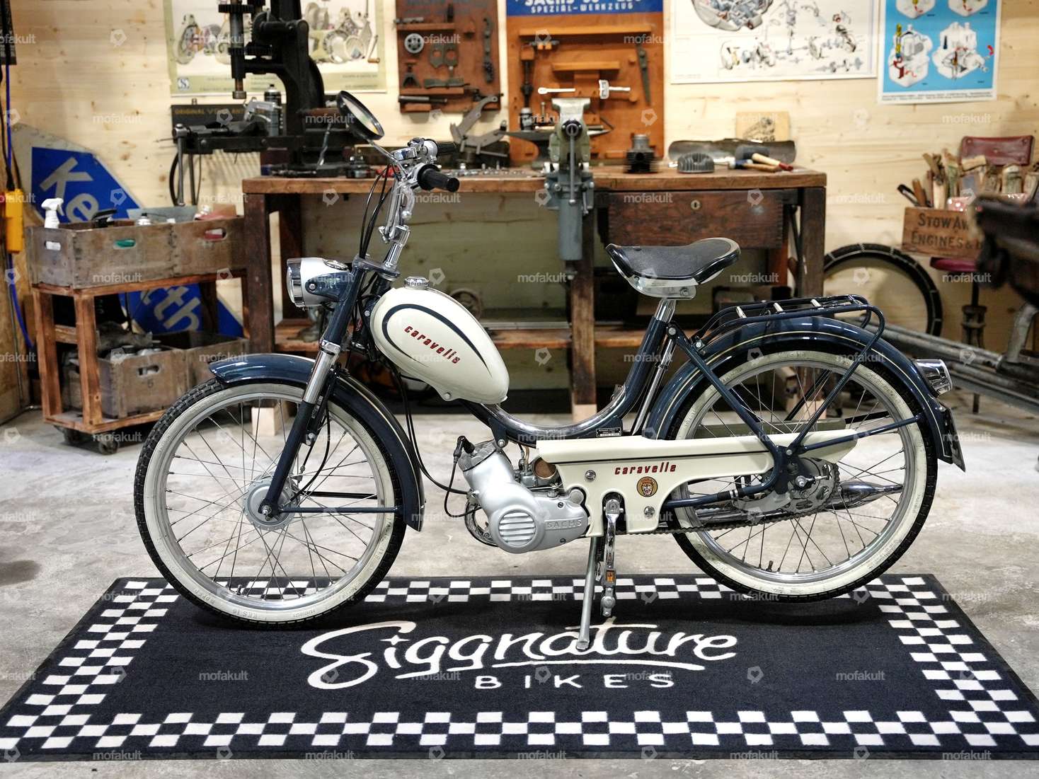 Tapis Siggnature Pit "Siggnature Bikes" 200 x 100 cm Carousel Image 2