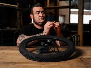 Changement de chambre à air et de pneu Siggnature Roue en fonte 17 Changement de chambre à air et de pneu Siggnature Roue en fonte 17